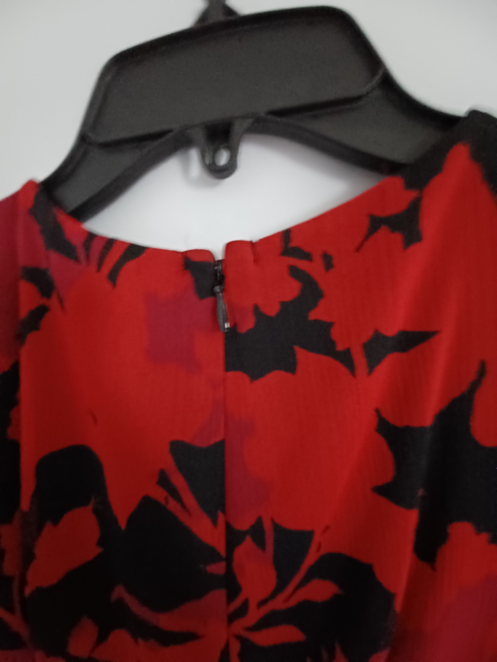 Calvin Klein Red and Black Floral Midi Dress - Picture 5 of 6